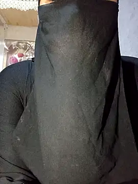 Snapshot of -Batta- chatting on February 2026 02:49:02 PM -Batta- online show from February 2026 02:49:02 PM