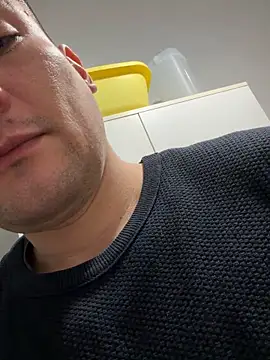 Snapshot of CharlyAlfa22 chatting on February 2026 05:09:02 PM CharlyAlfa22 online show from February 2026 05:09:02 PM