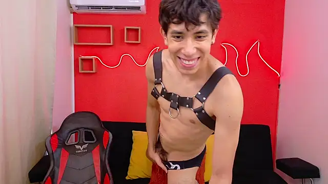 Neo Twink online show from July 2026 07:38:02 PM