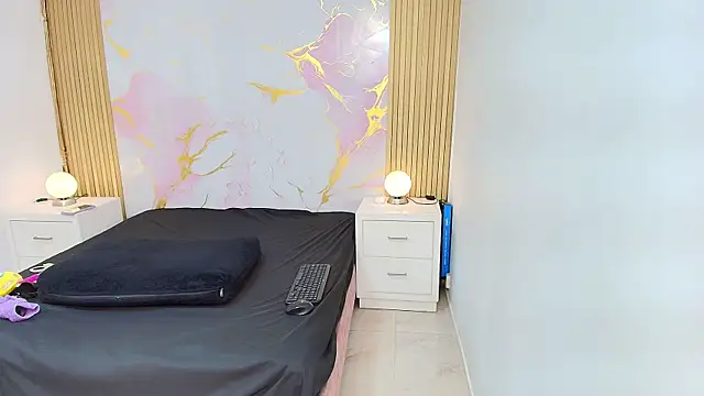 AprillRoss online show from May 2026 01:50:02 PM