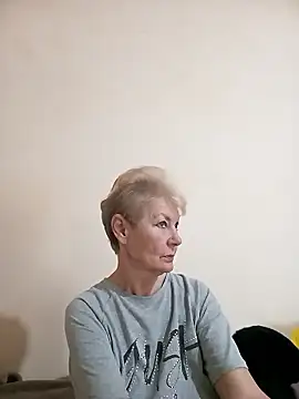 Snapshot of Calypso-Loove chatting on January 2026 11:04:02 AM Calypso-Loove online show from January 2026 11:04:02 AM