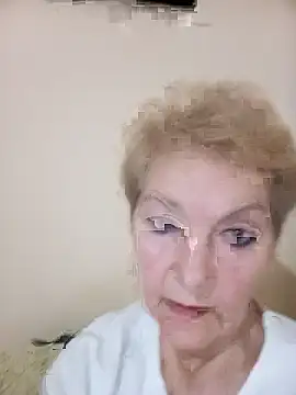 Snapshot of Calypso-Loove chatting on January 2026 12:10:02 PM Calypso-Loove online show from January 2026 12:10:02 PM