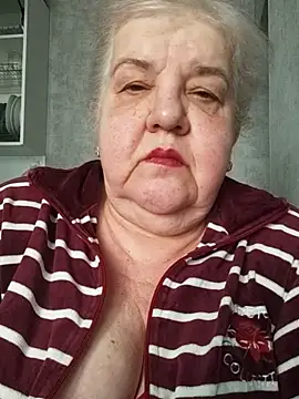 Snapshot of HapinessLovee chatting on February 2026 09:28:02 AM HapinessLovee online show from February 2026 09:28:02 AM