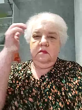 HapinessLovee online show from May 2026 06:43:01 AM