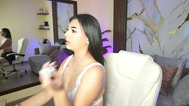 Snapshot of LiaWheeler chatting on January 2026 07:06:01 PM LiaWheeler online show from January 2026 07:06:01 PM