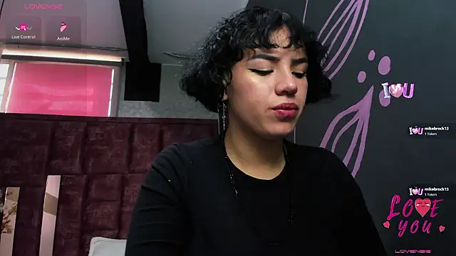 Kiara Fox   online show from February 2026 07:48:01 PM