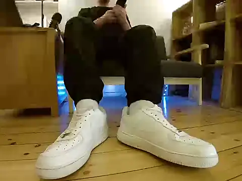 Snapshot of jonas_camboy chatting on February 2026 06:02:02 PM jonas camboy online show from February 2026 06:02:02 PM