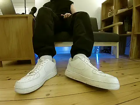 Snapshot of jonas_camboy chatting on February 2026 03:38:01 PM jonas camboy online show from February 2026 03:38:01 PM