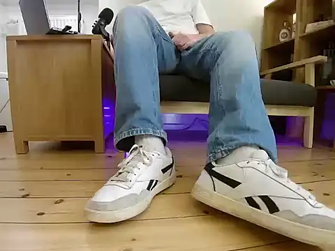 Snapshot of jonas_camboy chatting on February 2026 03:41:02 PM jonas camboy online show from February 2026 03:41:02 PM