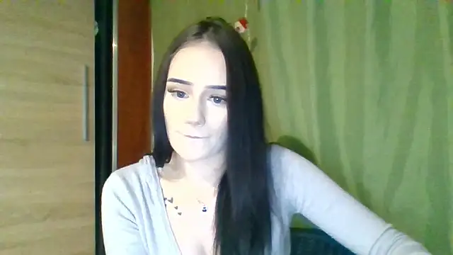 Snapshot of NinaTease chatting on January 2026 10:37:01 PM NinaTease online show from January 2026 10:37:01 PM