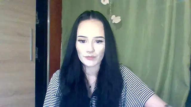 Snapshot of NinaTease chatting on February 2026 09:20:02 PM NinaTease online show from February 2026 09:20:02 PM