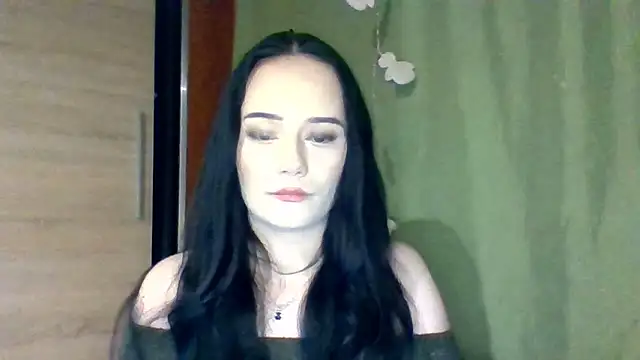 Snapshot of NinaTease chatting on February 2026 09:21:01 PM NinaTease online show from February 2026 09:21:01 PM