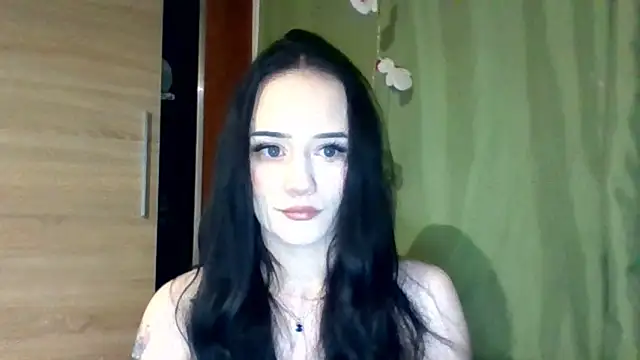 Snapshot of NinaTease chatting on February 2026 09:44:02 PM NinaTease online show from February 2026 09:44:02 PM