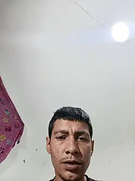 valenpaisita2123 online show from January 2026 12:37:01 AM