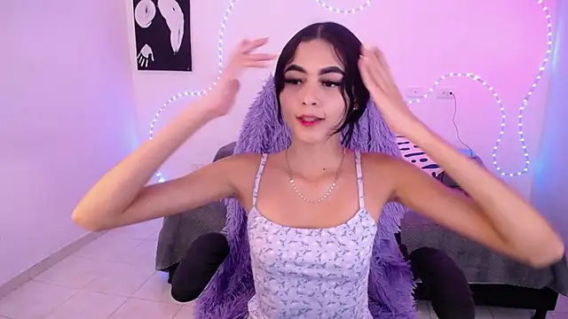 Sofia tgn online show from April 2026 06:14:02 PM