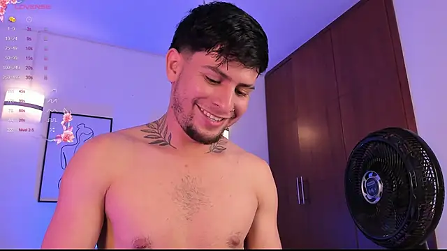 Snapshot of vaalentiino chatting on February 2026 03:36:01 AM vaalentiino online show from February 2026 03:36:01 AM