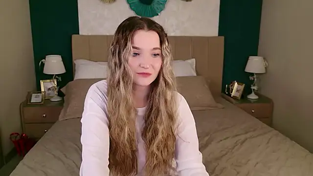 Snapshot of Lina_Sinerz chatting on February 2026 08:24:01 PM Lina Sinerz online show from February 2026 08:24:01 PM