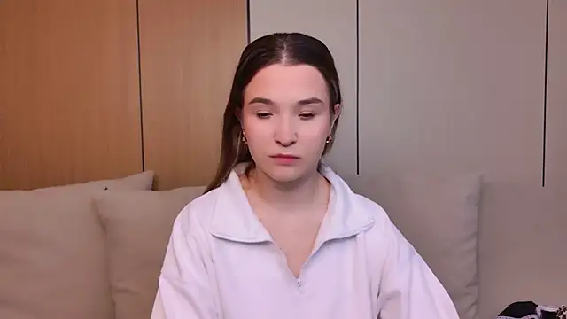 Lina Sinerz online show from March 2026 08:46:02 PM