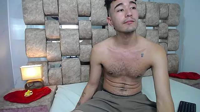 Snapshot of KathyAiden chatting on February 2026 07:12:01 PM KathyAiden online show from February 2026 07:12:01 PM