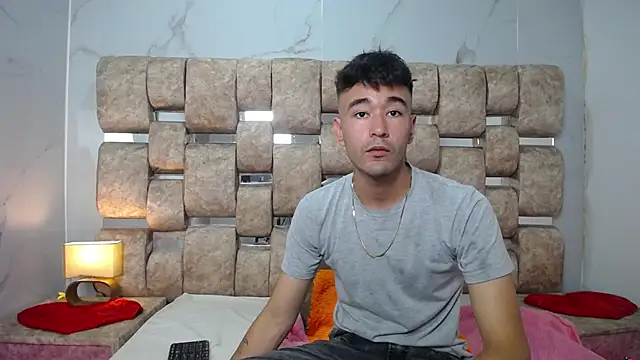 Snapshot of KathyAiden chatting on March 2026 05:29:01 PM KathyAiden online show from March 2026 05:29:01 PM