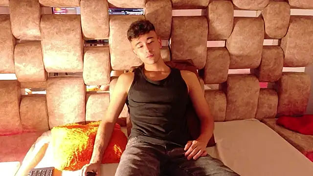 Snapshot of KathyAiden chatting on March 2026 07:31:01 PM KathyAiden online show from March 2026 07:31:01 PM