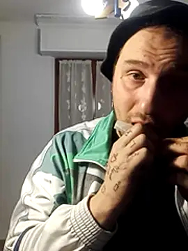 Snapshot of barbone15 chatting on February 2026 08:10:02 PM barbone15 online show from February 2026 08:10:02 PM