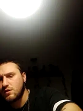 Snapshot of barbone15 chatting on February 2026 11:14:01 PM barbone15 online show from February 2026 11:14:01 PM