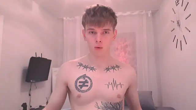 Fredd Xanders online show from June 2026 02:29:01 AM