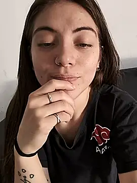 Snapshot of Ceciihot chatting on December 2025 06:35:02 PM Ceciihot online show from December 2025 06:35:02 PM