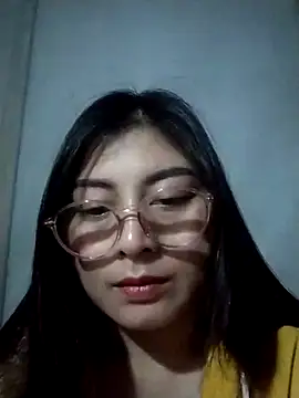 Snapshot of Paerl-sweet chatting on December 2025 12:44:02 PM Paerl-sweet online show from December 2025 12:44:02 PM