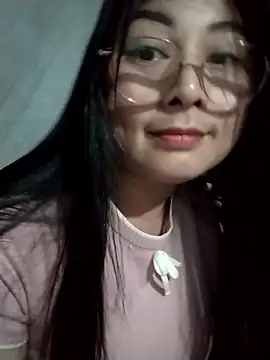 Snapshot of Paerl-sweet chatting on January 2026 07:02:02 AM Paerl-sweet online show from January 2026 07:02:02 AM