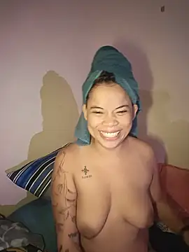 Cinpussie89 online show from May 2026 01:52:01 PM