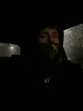 Snapshot of squty chatting on December 2025 03:35:01 AM squty online show from December 2025 03:35:01 AM