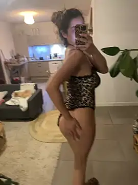 Snapshot of Deborahoff chatting on January 2026 08:51:02 PM Deborahoff online show from January 2026 08:51:02 PM