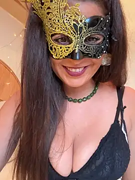 Snapshot of Deborahoff chatting on May 2026 06:28:02 PM Deborahoff online show from May 2026 06:28:02 PM