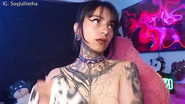 Julls420  online show from February 2026 03:35:01 AM