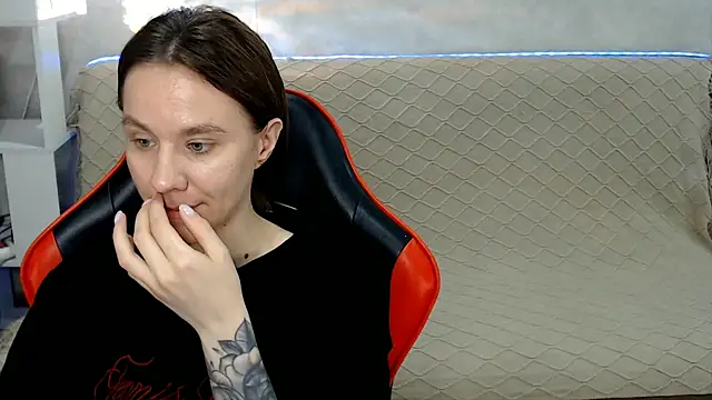 Snapshot of MiaBun1 chatting on January 2026 03:00:02 AM MiaBun1 online show from January 2026 03:00:02 AM