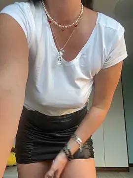 CherryCherry03 online show from May 2026 08:51:02 AM