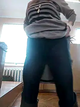 Snapshot of AhlyssaLove1155 chatting on February 2026 10:09:01 AM AhlyssaLove1155 online show from February 2026 10:09:01 AM