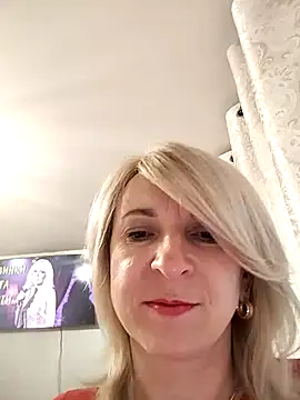 AhlyssaLove1155 online show from April 2026 04:52:01 PM