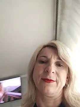 AhlyssaLove1155 online show from May 2026 03:20:02 PM