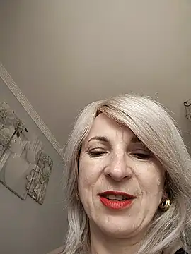 AhlyssaLove1155 online show from June 2026 12:53:01 PM