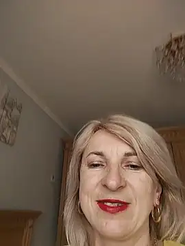 AhlyssaLove1155 online show from June 2026 03:10:02 PM