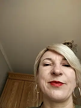 AhlyssaLove1155 online show from July 2026 06:43:02 AM