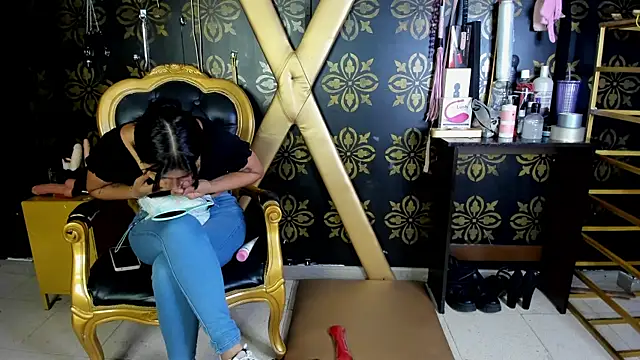 Sunny n Miha online show from December 2025 02:01:02 PM