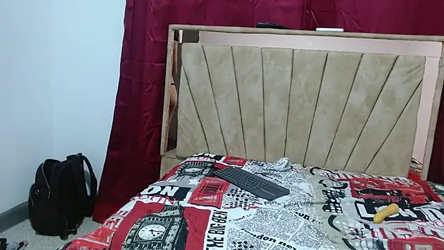 pia houns17 online show from December 2025 02:50:02 AM