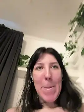 Snapshot of Nattasss chatting on February 2026 12:17:01 PM Nattasss online show from February 2026 12:17:01 PM