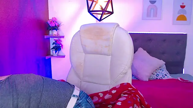 dany bannany online show from March 2026 04:32:02 PM