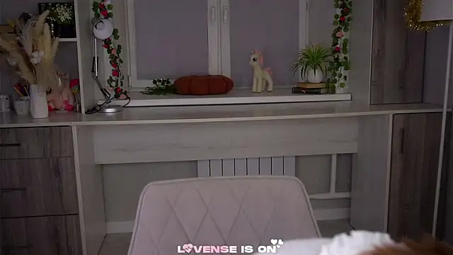 Snapshot of SolBurri chatting on January 2026 01:08:01 AM SolBurri online show from January 2026 01:08:01 AM