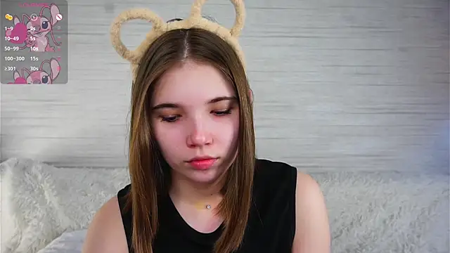 Snapshot of SolBurri chatting on February 2026 01:34:02 AM SolBurri online show from February 2026 01:34:02 AM